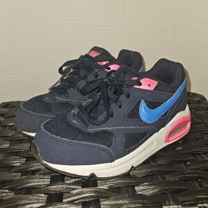 Nike Kids Dark Blue Sneakers with Pink and Blue Accents